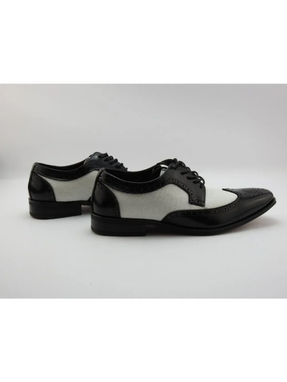 Giorgio Venturi Black White Spectator Wingtip Oxford Dress Shoes Mens 7.5 New